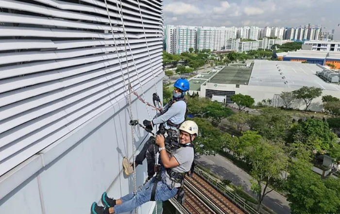 The Ultimate Guide to Rope Access Works Singapore Why the Lion City Skyline Depends on These Aerial Artisans