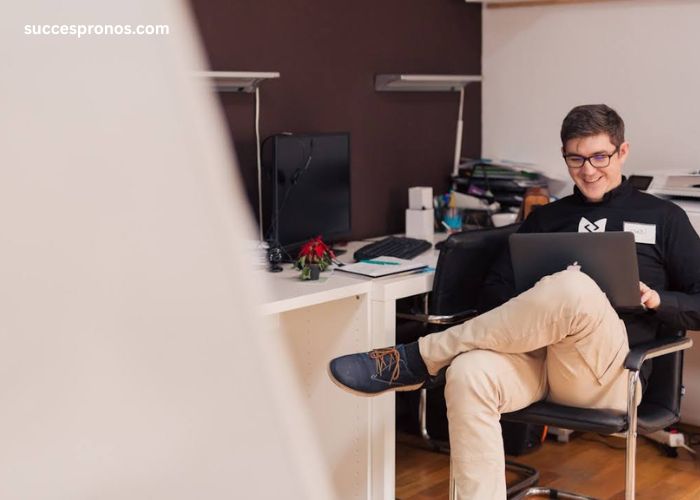 The Benefits of Using Intelligent Knowledge Management Systems for Streamlining Business Operations
